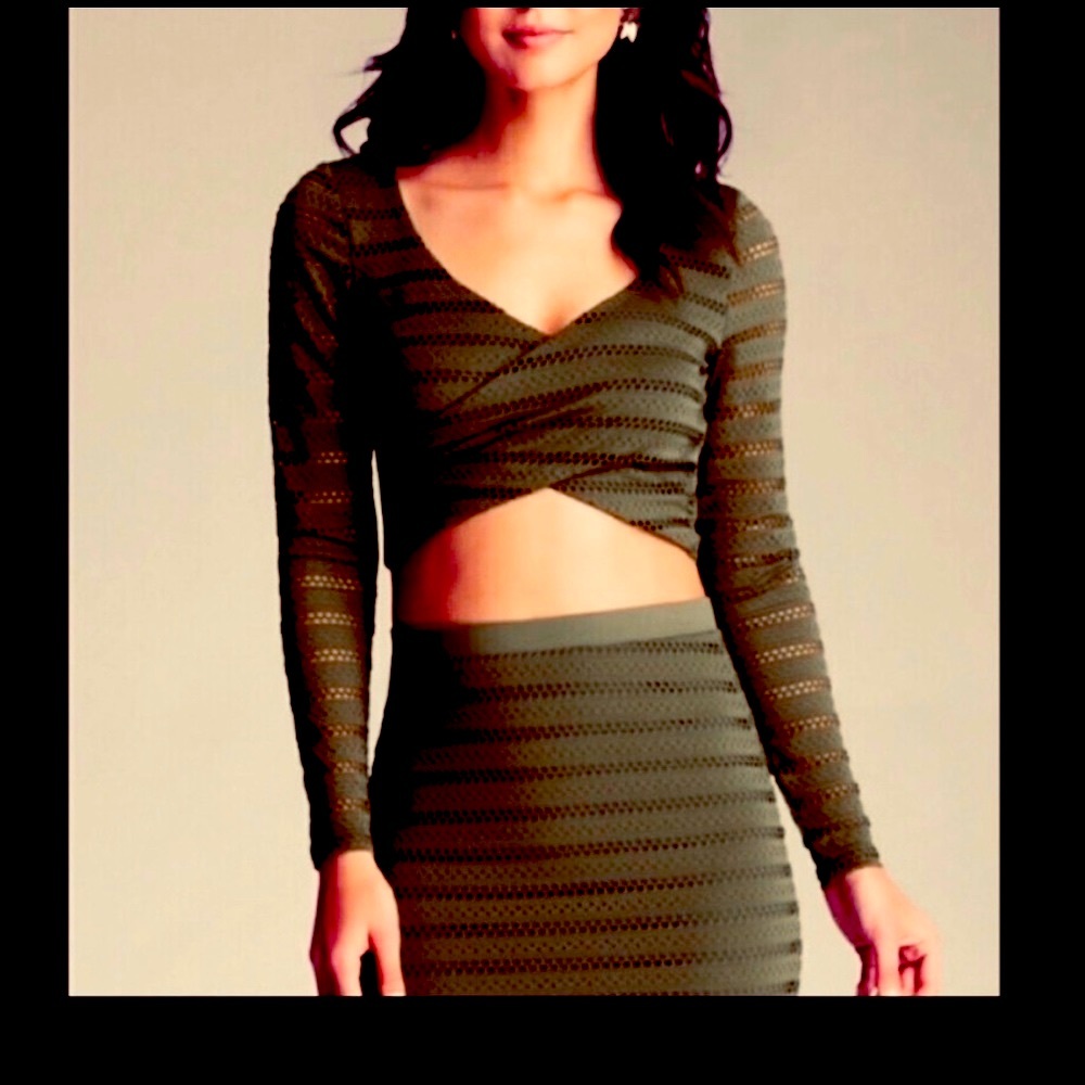 bebe! Set Black Crop top High Waisted Skirt